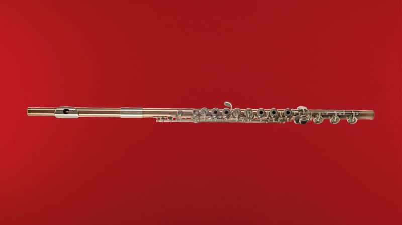 querfloete-gold-9k-1920x1080pxC27C6D34-3B7F-EC2E-BBB1-2AF1F82F3D6A.jpg